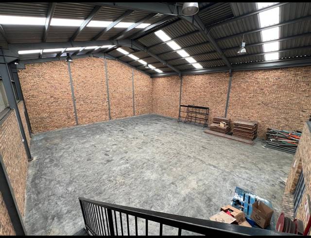 347M² WAREHOUSE TO LET IN STRIJDOMPARK